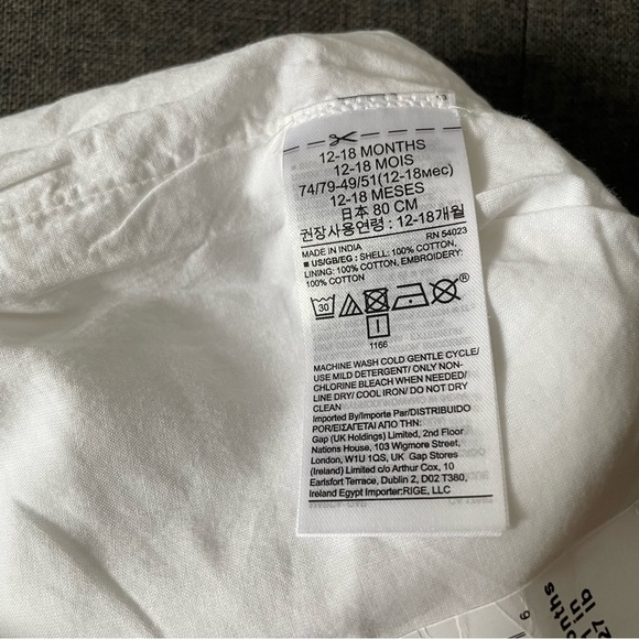 Baby Gap White Eyelet Ruffle Romper 12-18 months - Picture 7 of 9